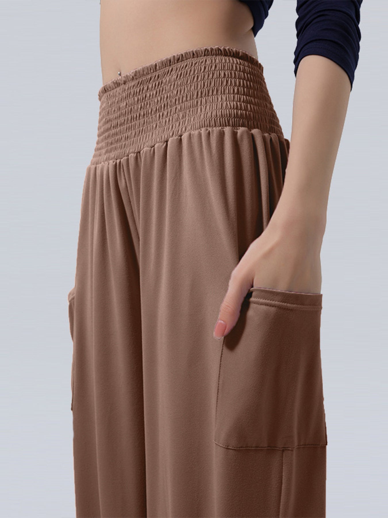 640a9d6f51df421bb7ac0cd87e9bb31d-Max