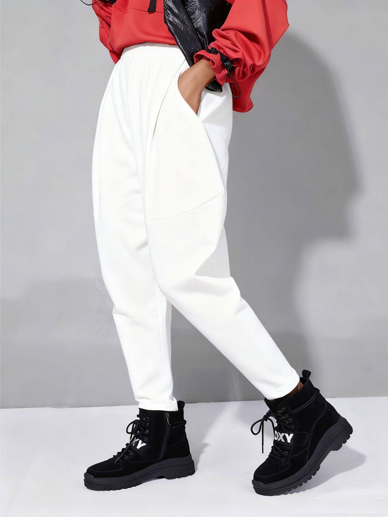 6bf6b653-f546-44c1-83e3-017f9fd9d63e-Max